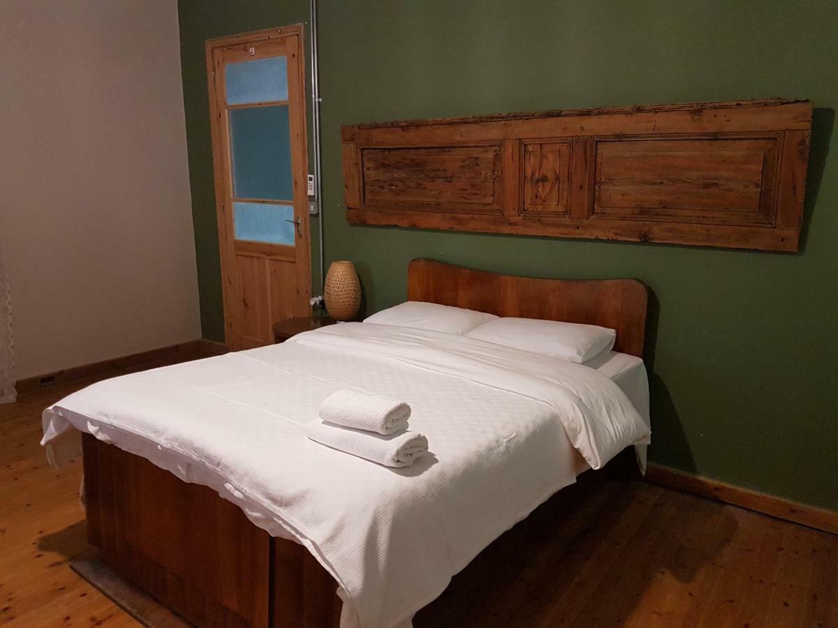 Ines Guest House Нікосія Екстер'єр фото